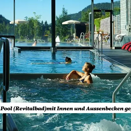 C4 Albmatte-fewo Sauna, Hallenbad Aussenbecken Massagen Nebenan