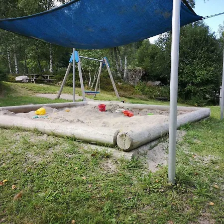 C4 Albmatte-fewo Sauna, Hallenbad Aussenbecken Massagen Nebenan Apartamento